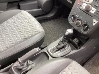 VAUXHALL CORSA 1.4 16V SE Auto Euro 5 5dr