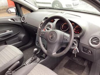 VAUXHALL CORSA 1.4 16V SE Auto Euro 5 5dr