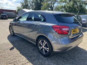MERCEDES-BENZ A CLASS 1.6 A180 SE