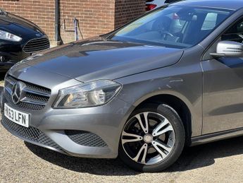 MERCEDES-BENZ A CLASS 1.6 A180 SE