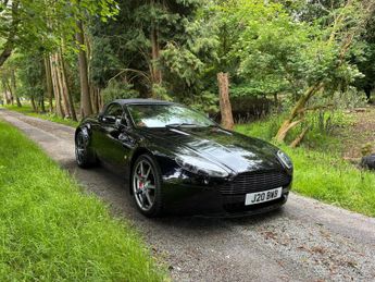 Aston Martin Vantage 4.3 V8