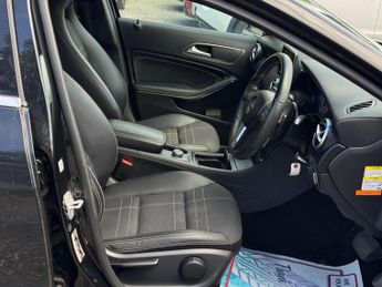 MERCEDES-BENZ A CLASS 1.6 A180 SE Hatchback 5dr Petrol 7G-DCT Euro 6 (s/s) (122 ps)