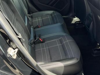 MERCEDES-BENZ A CLASS 1.6 A180 SE Hatchback 5dr Petrol 7G-DCT Euro 6 (s/s) (122 ps)