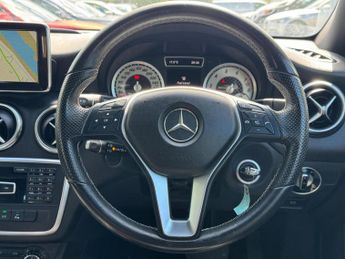 MERCEDES-BENZ A CLASS 1.6 A180 SE Hatchback 5dr Petrol 7G-DCT Euro 6 (s/s) (122 ps)