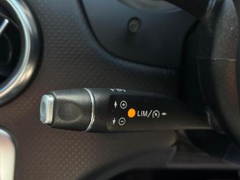 MERCEDES-BENZ A CLASS 1.6 A180 SE Hatchback 5dr Petrol 7G-DCT Euro 6 (s/s) (122 ps)