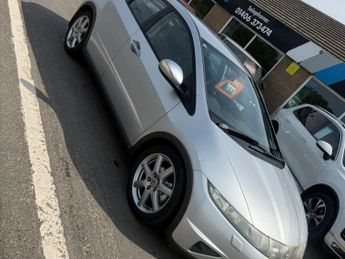 Honda Civic 1.8 i-VTEC Sport