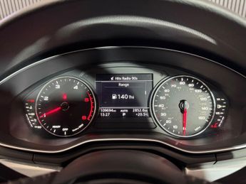 AUDI A4 AVANT 2.0 TDI S line