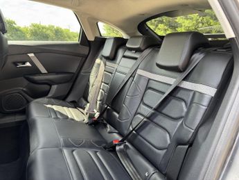 CITROEN C4 1.2 C4 Shine Plus PureTech 130 S&S EAT8 automatic