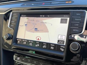VOLKSWAGEN PASSAT 2.0 BiTDI BlueMotion Tech R-Line