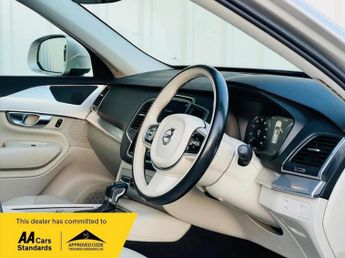 VOLVO XC90 2.0 D5 PowerPulse Momentum Auto 4WD Euro 6 (s/s) 5dr