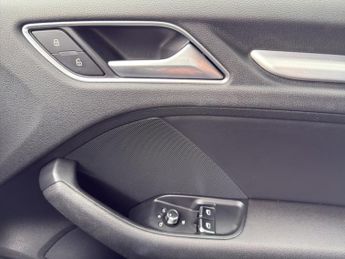 AUDI A3 1.4 TFSI S line