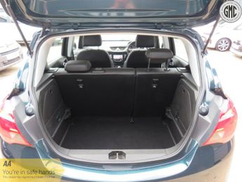 VAUXHALL CORSA 1.4 i SE Automatic with just 20,000 miles! F.S.H
