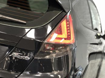 FORD FIESTA 1.0 T EcoBoost ST-Line