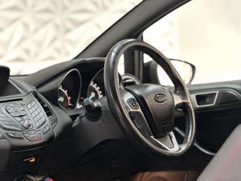 FORD FIESTA 1.0 T EcoBoost ST-Line