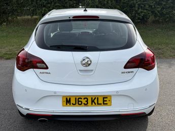 VAUXHALL ASTRA 2.0 CDTi ecoFLEX Elite