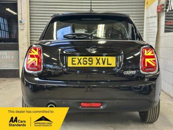 MINI HATCH 1.5 Cooper Classic Steptronic Euro 6 (s/s) 5dr