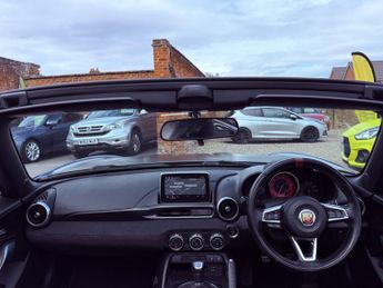 ABARTH 124 SPIDER 1.4 Abarth 124 Spider 1.4 Turbo Multiair 170hp Manual