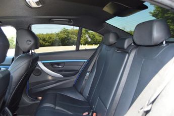 BMW 3 SERIES 2.0 320d xDrive M Sport Saloon