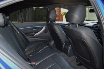 BMW 3 SERIES 2.0 320d xDrive M Sport Saloon