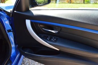 BMW 3 SERIES 2.0 320d xDrive M Sport Saloon