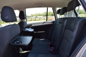 VOLKSWAGEN GOLF SV 1.4 TSI BlueMotion Tech SE