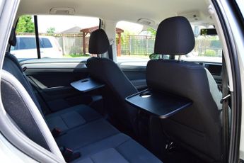 VOLKSWAGEN GOLF SV 1.4 TSI BlueMotion Tech SE