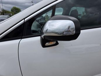 PEUGEOT 3008 1.6 BlueHDi Allure