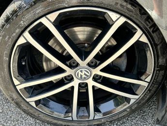 VOLKSWAGEN GOLF 2.0 TDI BlueMotion Tech GTD