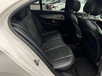 MERCEDES-BENZ E CLASS 2.0 E220d SE (Premium Plus) Saloon 4dr Diesel G-Tronic+ Euro 6 (