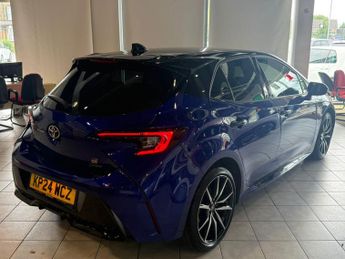 TOYOTA COROLLA 2.0 VVT-h GR SPORT