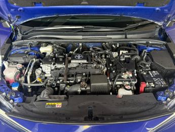 TOYOTA COROLLA 2.0 VVT-h GR SPORT