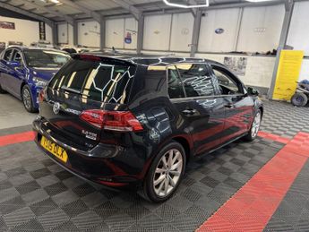 VOLKSWAGEN GOLF 2.0 TDI BlueMotion Tech GT
