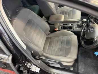 VOLKSWAGEN GOLF 2.0 TDI BlueMotion Tech GT