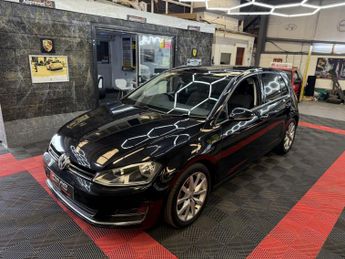 VOLKSWAGEN GOLF 2.0 TDI BlueMotion Tech GT