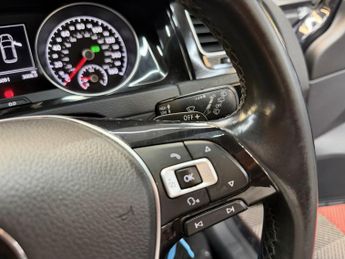 VOLKSWAGEN GOLF 2.0 TDI BlueMotion Tech GT