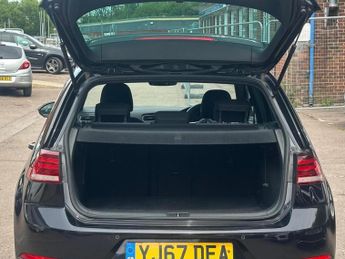 VOLKSWAGEN GOLF 2.0 TDI R-Line DSG Euro 6 (s/s) 5dr