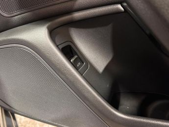 AUDI A6 AVANT 2.0 TDI SE