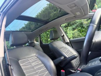 KIA VENGA 1.6 3 Auto Euro 5 5dr (Sat Nav)
