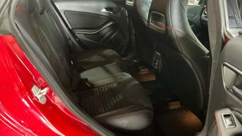 MERCEDES-BENZ CLA 2.1 CLA220d AMG Sport