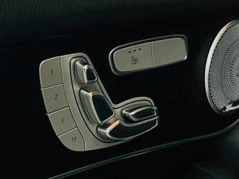 MERCEDES-BENZ GLC 2.1 GLC220d Sport (Premium Plus) G-Tronic 4MATIC Euro 6 (s/s) 5d