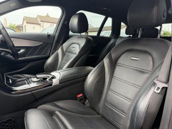 MERCEDES-BENZ C CLASS 4.0 C63 V8 BiTurbo AMG