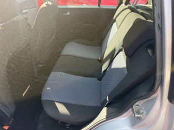 FORD FUSION 1.6 Zetec