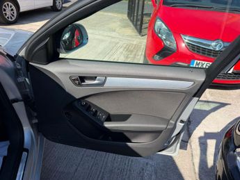 AUDI A4 2.0 TDI Executive SE