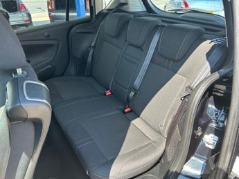 FORD B-MAX 1.6 Titanium