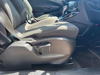 FORD B-MAX 1.6 Titanium