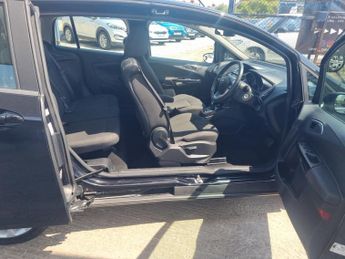 FORD B-MAX 1.6 Titanium