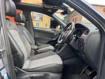 VOLKSWAGEN TIGUAN 1.5 TSI EVO R-Line Tech