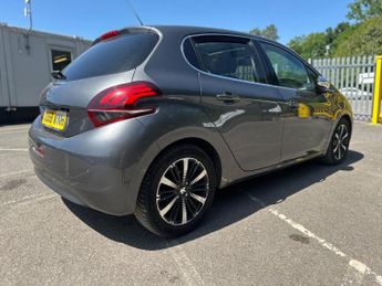 PEUGEOT 208 1.2 PureTech Tech Edition EAT Euro 6 (s/s) 5dr