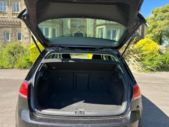 VOLKSWAGEN GOLF 2.0 TDI BlueMotion Tech Match DSG Euro 5 (s/s) 5dr