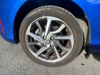 TOYOTA YARIS 1.5 VVT-h Excel E-CVT Euro 6 (s/s) 5dr (15in Alloy)